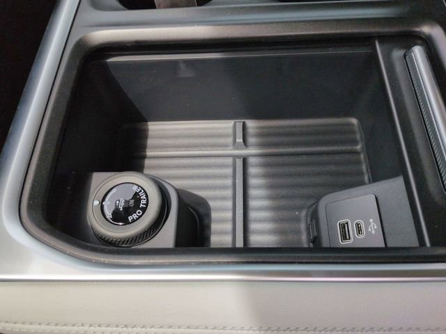 New 2026 Ford Expedition Platinum image 25