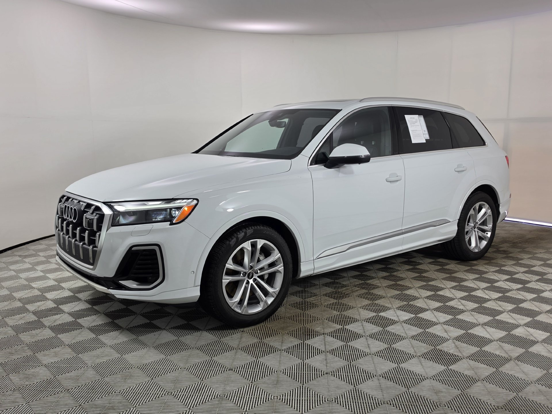 Certified 2026 Audi Q7 3.0T Premium Plus w/ Premium Plus Package AWD/4WD image 34