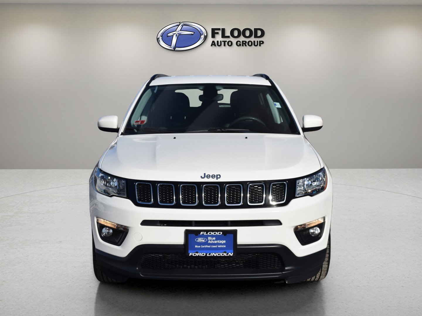 Used 2021 Jeep Compass Latitude image 2