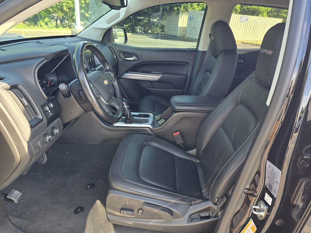 Used 2022 Chevrolet Colorado ZR2 w/ ZR2 Midnight Special Edition AWD/4WD image 15