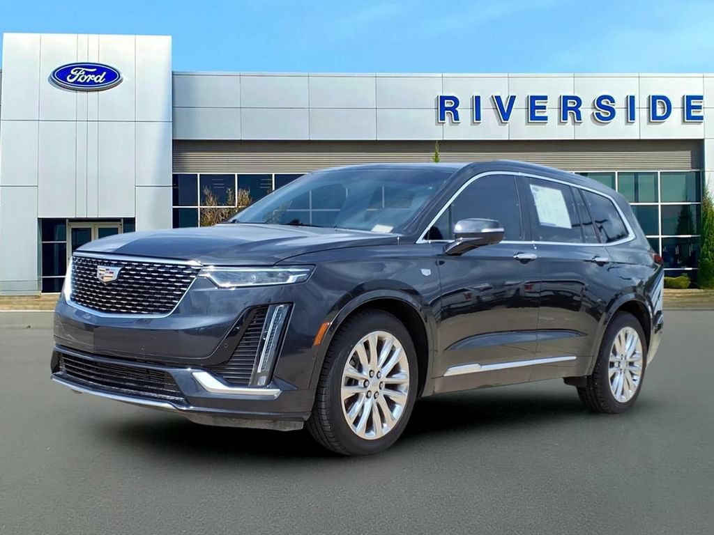 Used 2020 Cadillac XT6 Premium Luxury FWD image 3