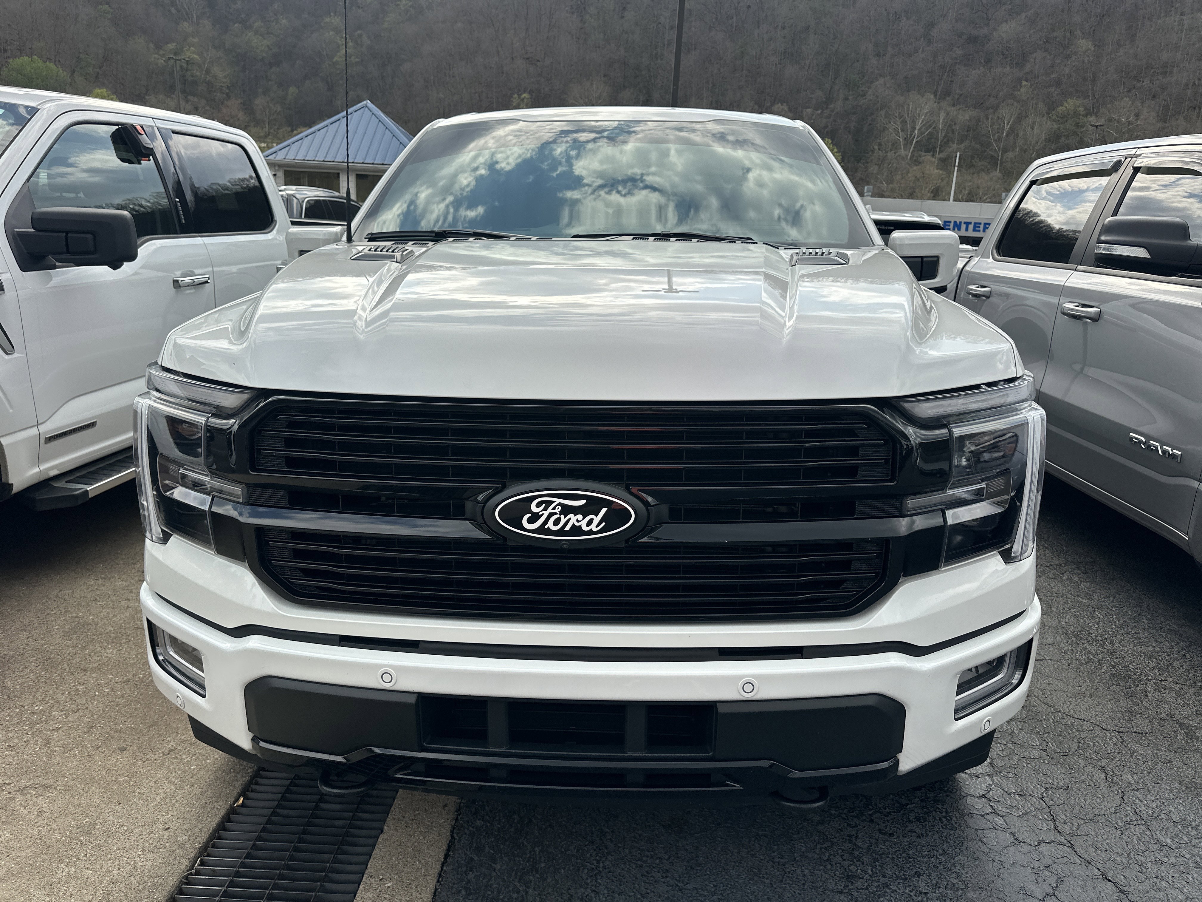 Used 2025 Ford F150 Platinum w/ Equipment Group 702A High image 6