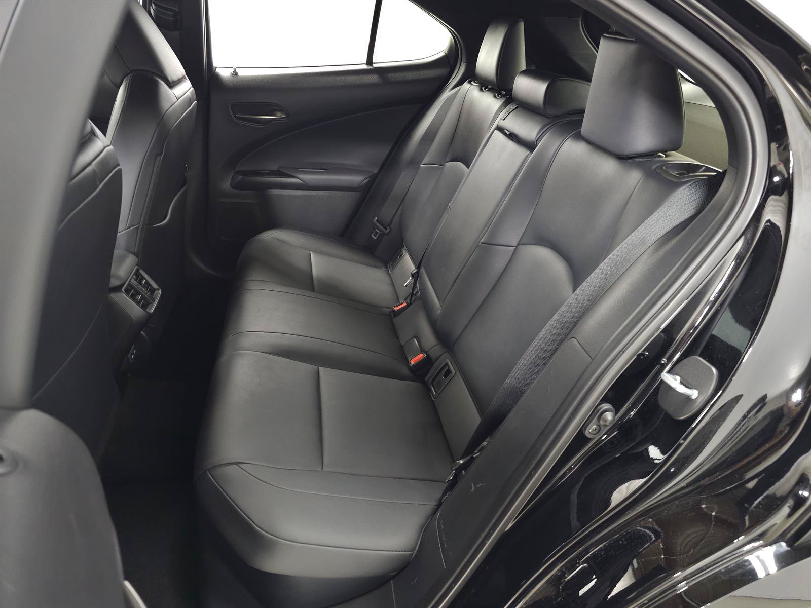 Certified 2024 Lexus UX 250h AWD w/ Premium Package image 30