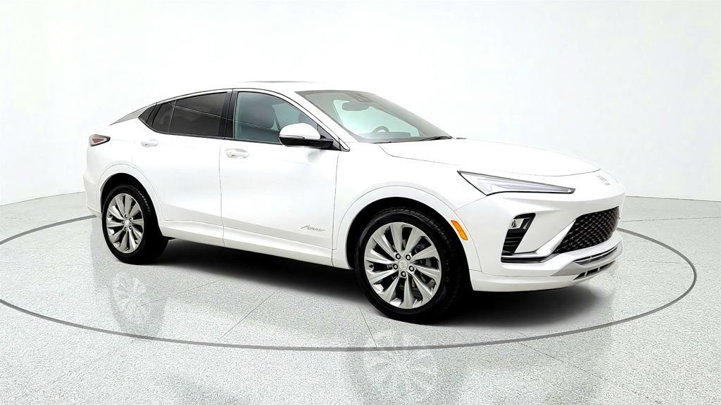 Used 2024 Buick Envista Avenir FWD image 3