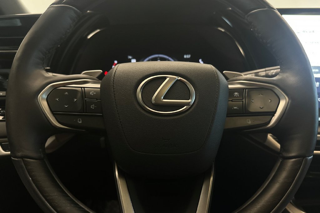 Used 2024 Lexus RX 350 Premium Plus w/ Convenience Package FWD image 23