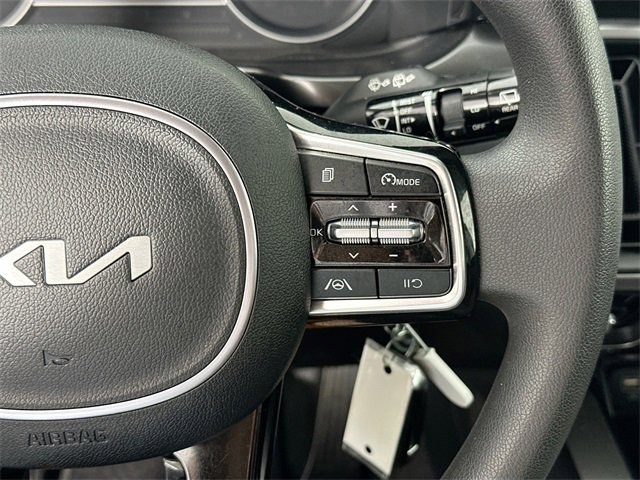 Used 2022 Kia Sorento LX image 20