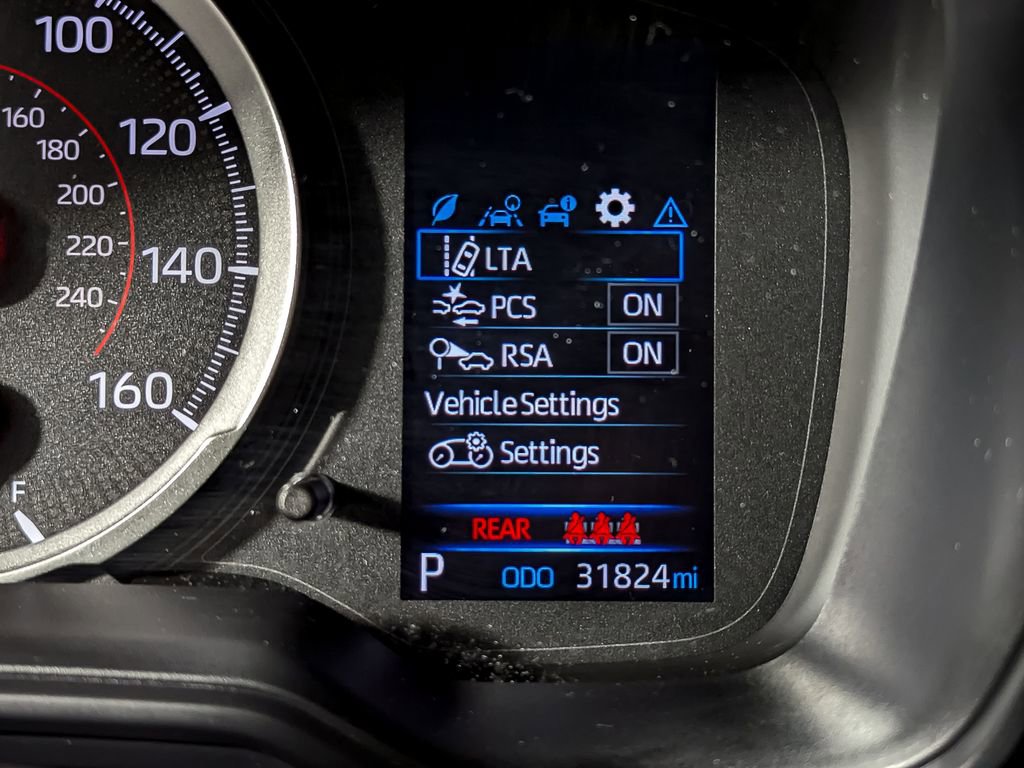 Used 2022 Toyota Corolla SE image 32