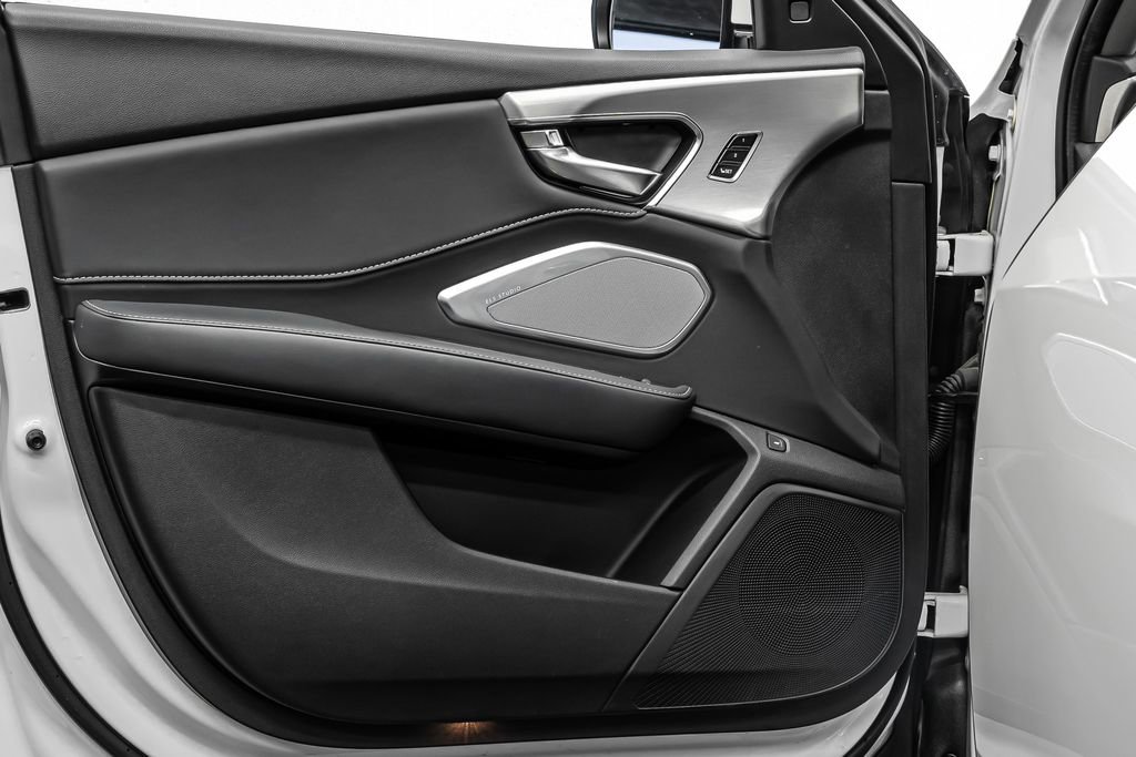 Used 2024 Acura RDX w/ Technology Package image 9