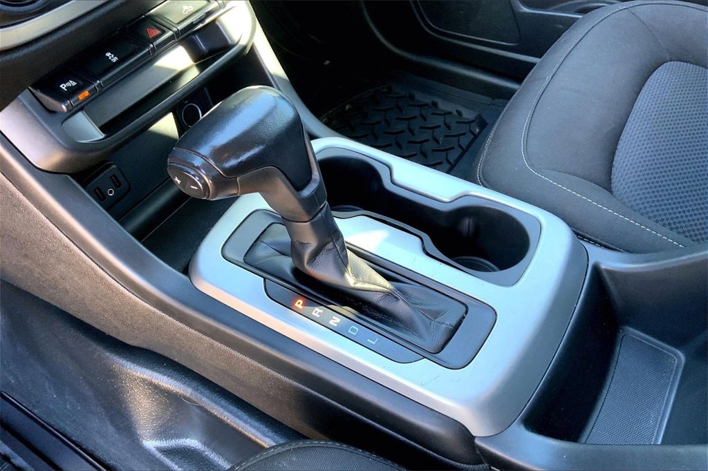 Used 2021 Chevrolet Colorado LT w/ Fleet Safety Package image 14