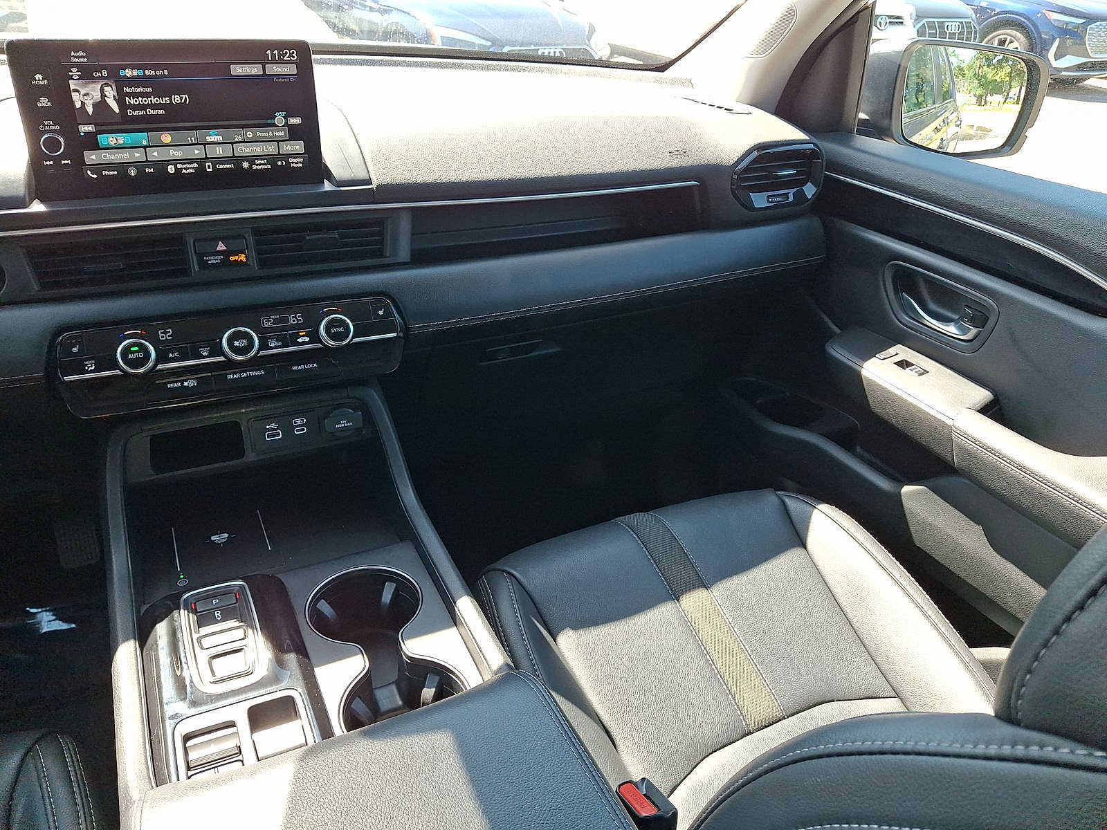 Used 2024 Honda Pilot EX-L image 11
