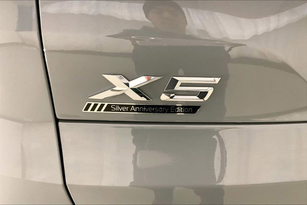 Certified 2025 BMW X5 xDrive40i w/ Parking Assistance Package image 7