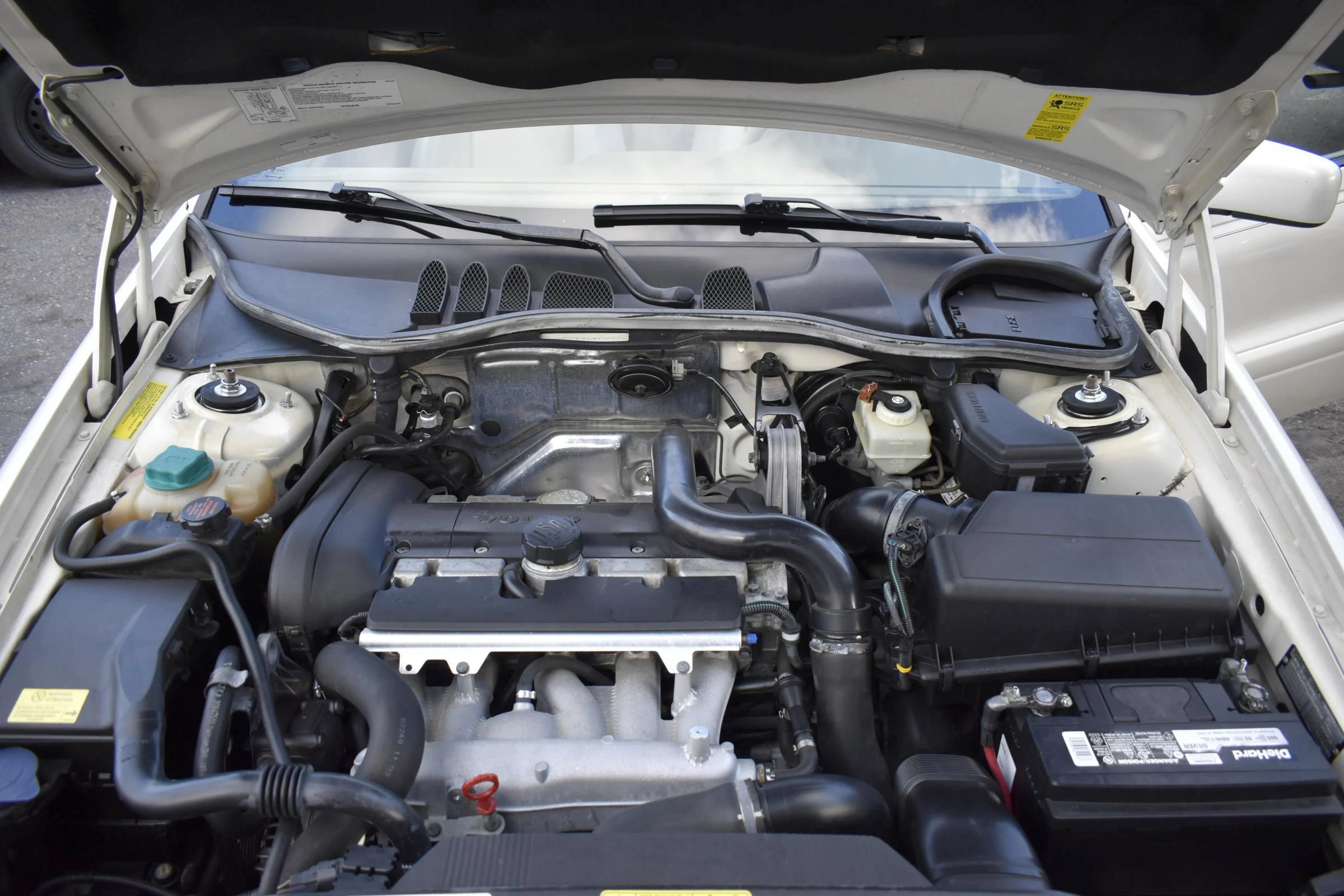 Used 2004 Volvo C70 LT FWD image 23