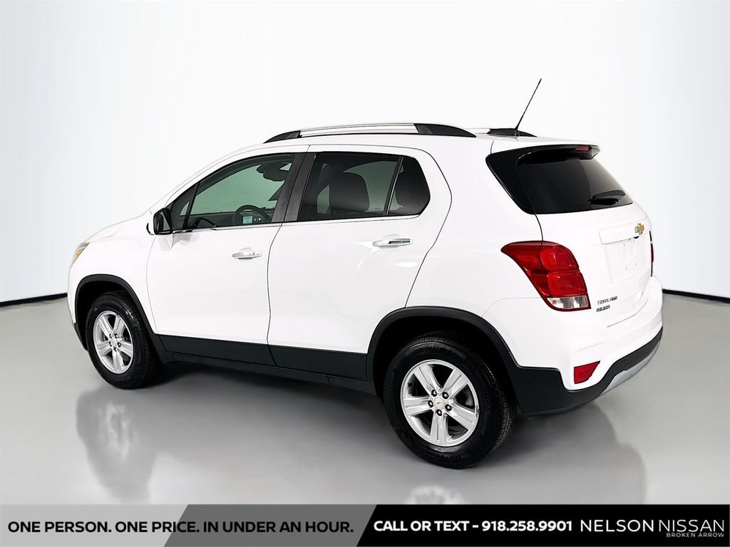 Used 2020 Chevrolet Trax LT w/ LT Convenience Package AWD/4WD image 7