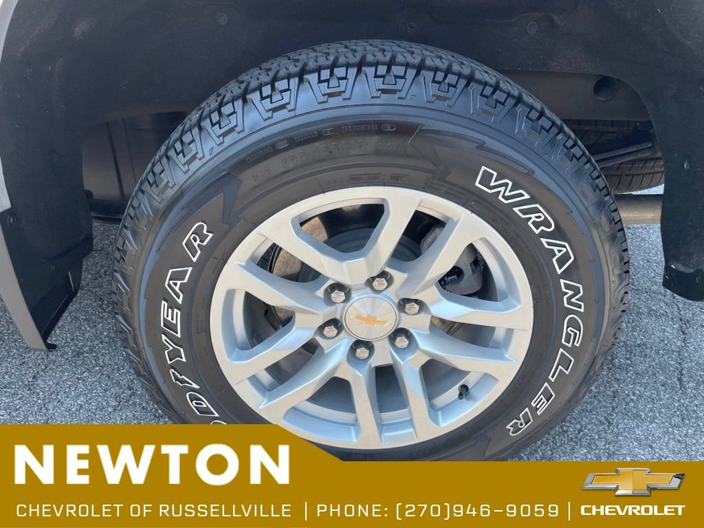 Used 2021 Chevrolet Silverado 1500 LT AWD/4WD image 44