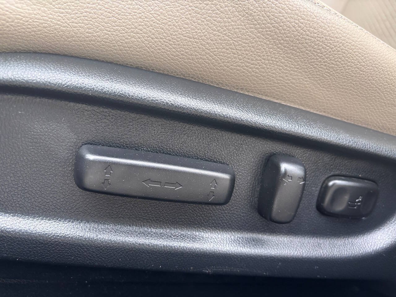 Used 2013 Honda Accord EX-L image 29