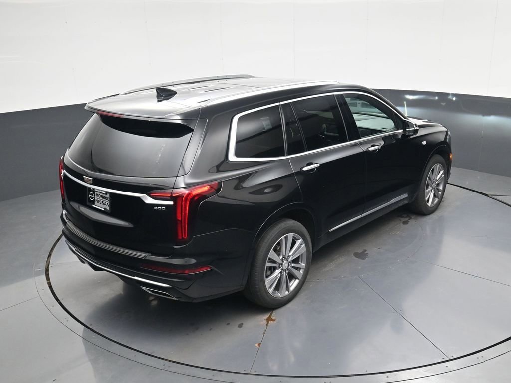 Used 2023 Cadillac XT6 Premium Luxury image 32