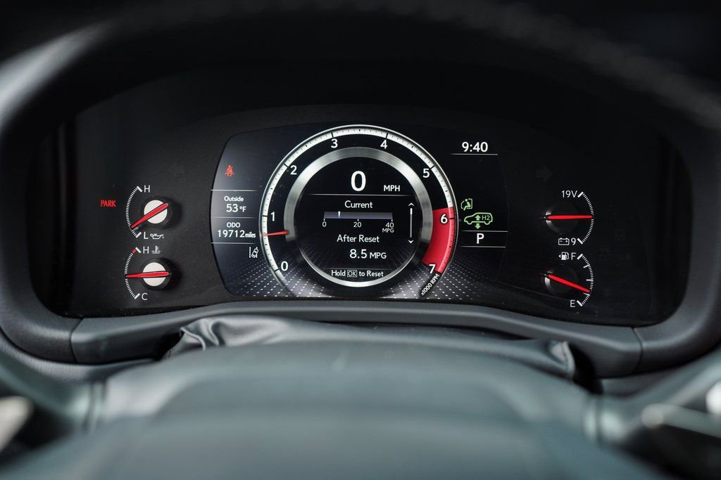 Used 2023 Lexus LX 600 F Sport w/ Accessory Package (Z1) AWD/4WD image 28