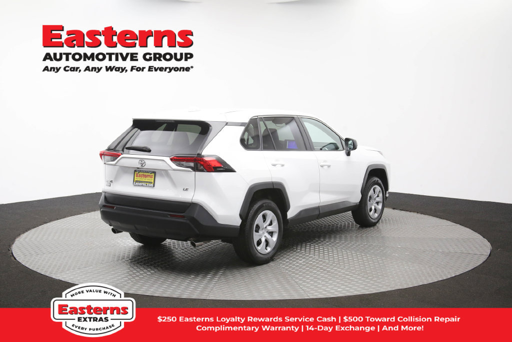 Used 2025 Toyota RAV4 LE FWD image 39