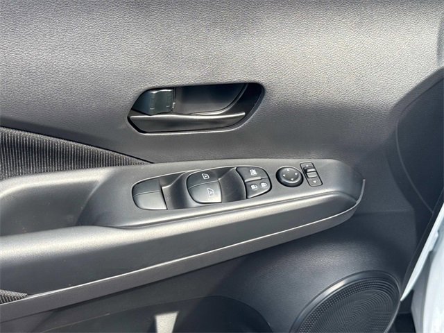 New 2025 Nissan Kicks Play S image 20