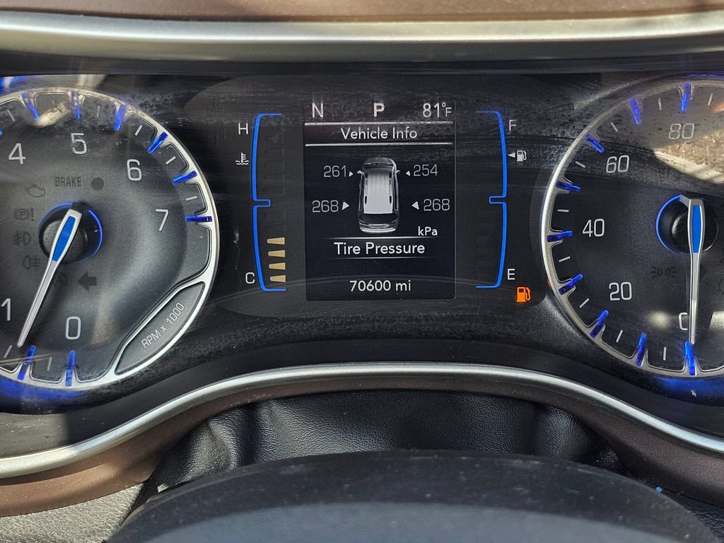 Used 2022 Chrysler Voyager LX FWD image 27