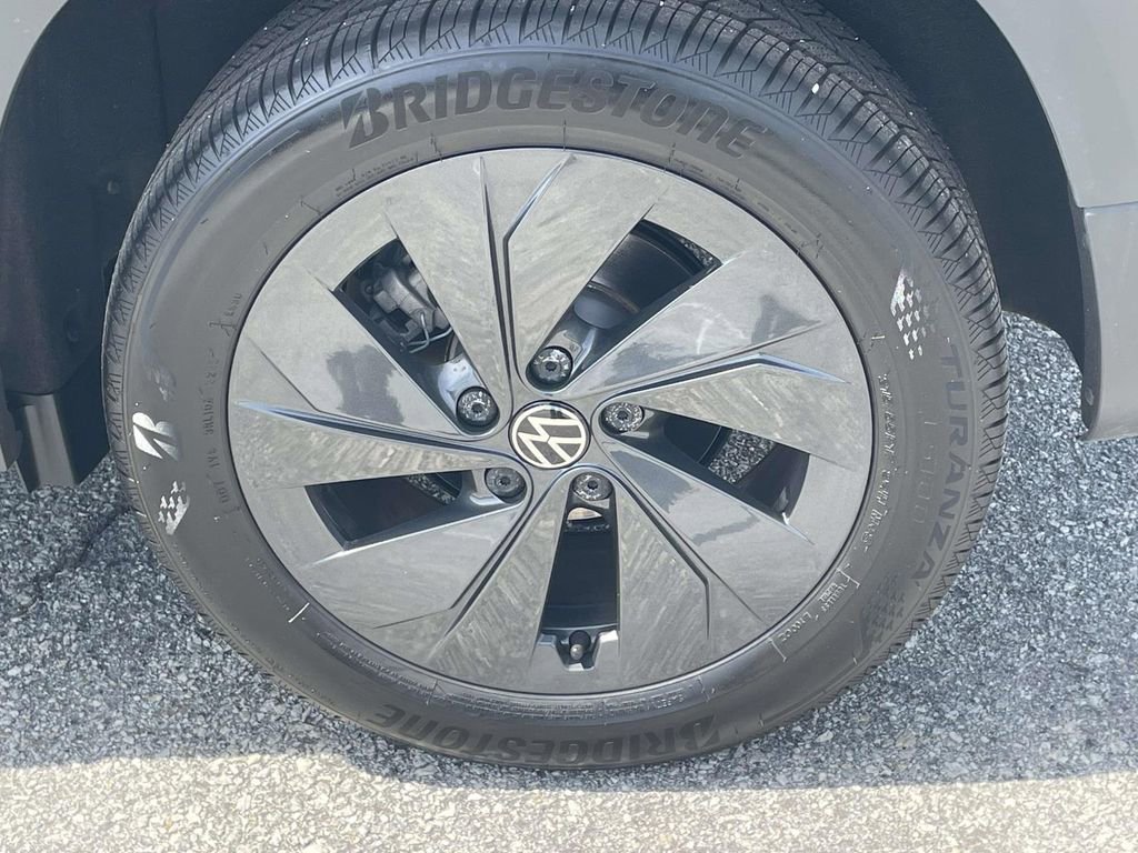 Used 2025 Volkswagen Taos S FWD image 7