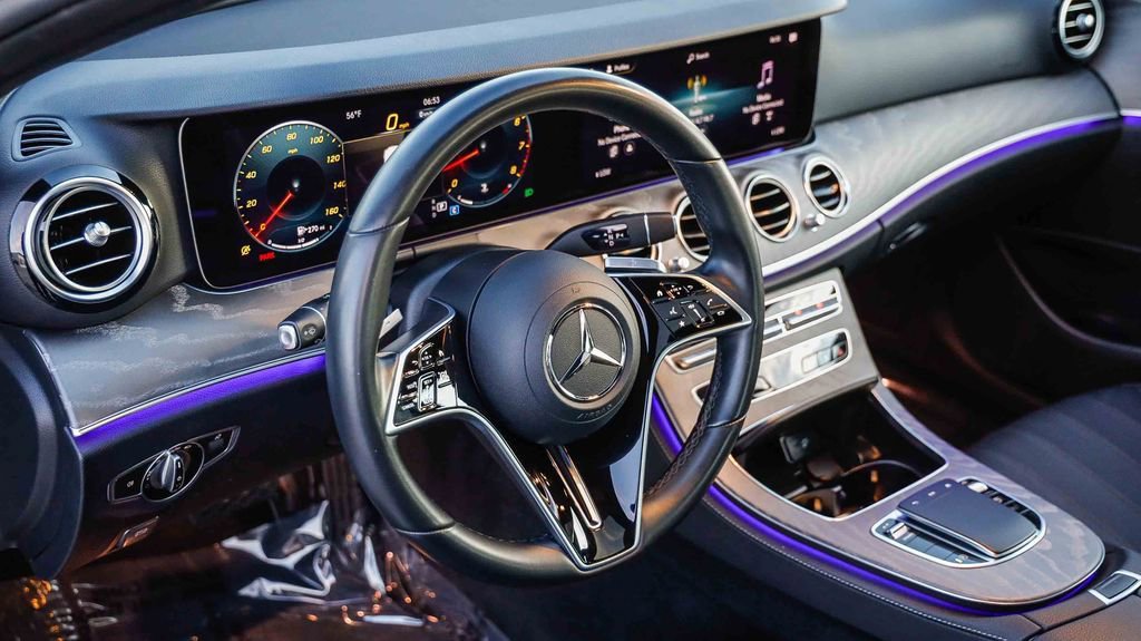 Used 2023 Mercedes-Benz E 350 Sedan image 21