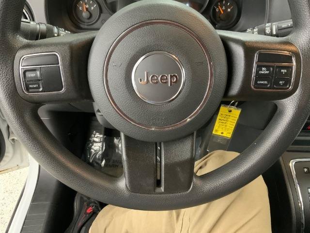 Used 2015 Jeep Compass Sport w/ Power Value Group AWD/4WD image 20