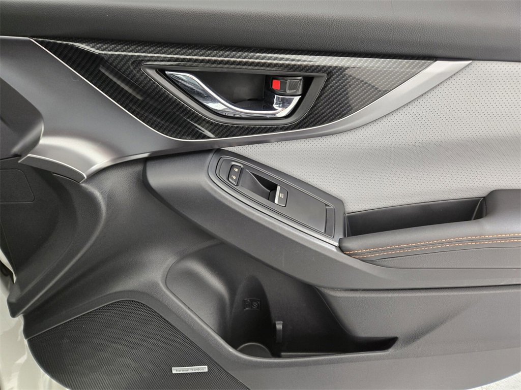 Used 2019 Subaru Crosstrek 2.0i Limited w/ Moonroof Package w/Navigation image 22