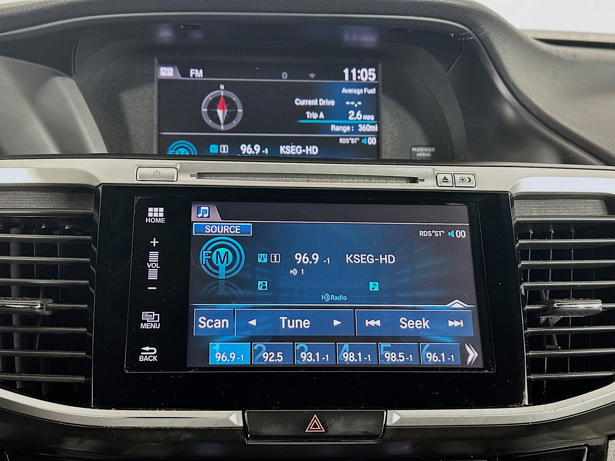 Used 2016 Honda Accord EX-L image 19