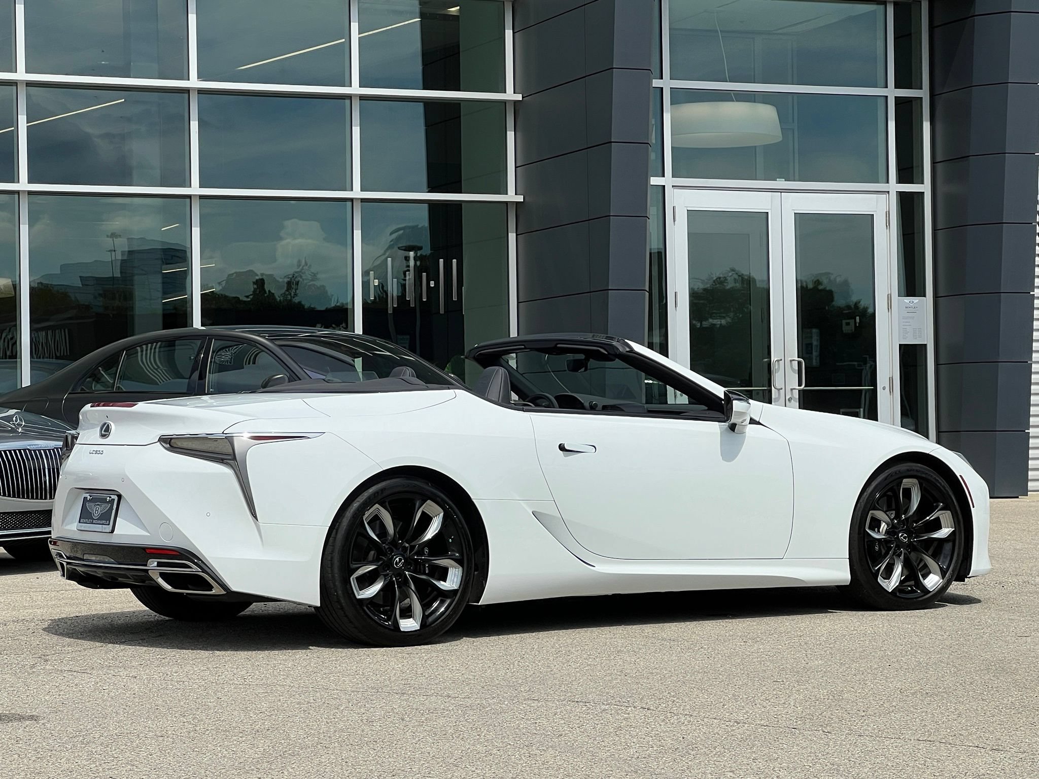 Used 2025 Lexus LC 500 Convertible w/ Touring Package RWD image 10