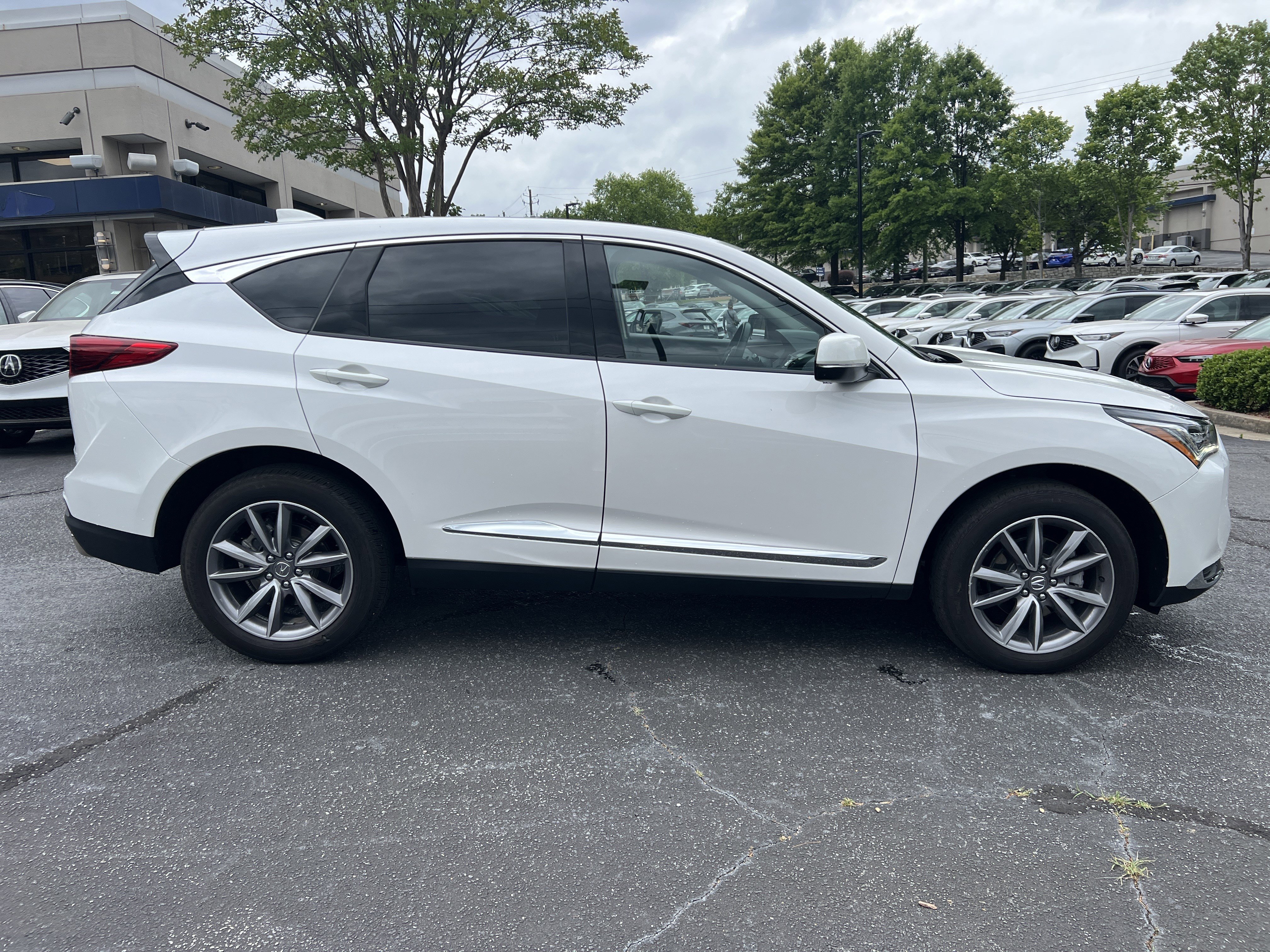 Used 2023 Acura RDX FWD w/ Technology Package image 6
