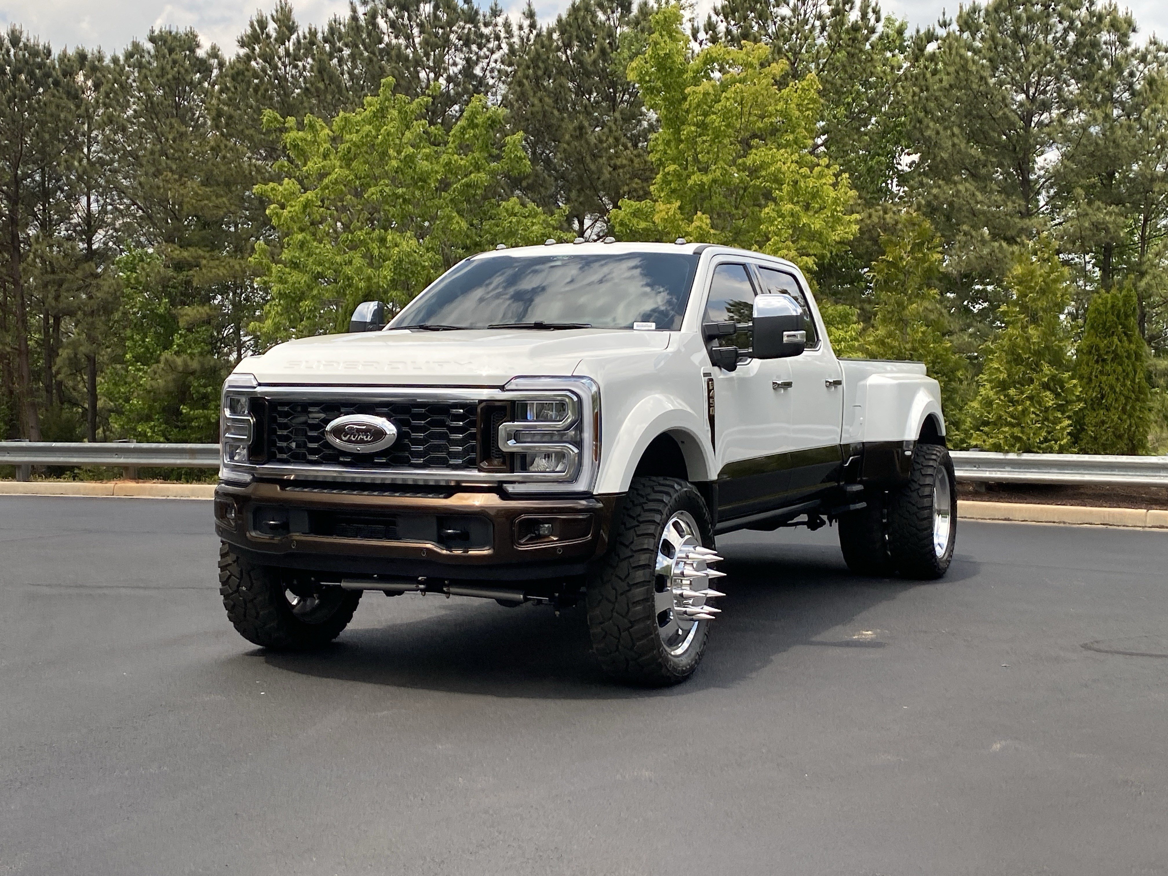 Used 2025 Ford F450 King Ranch w/ Chrome Package AWD/4WD image 13
