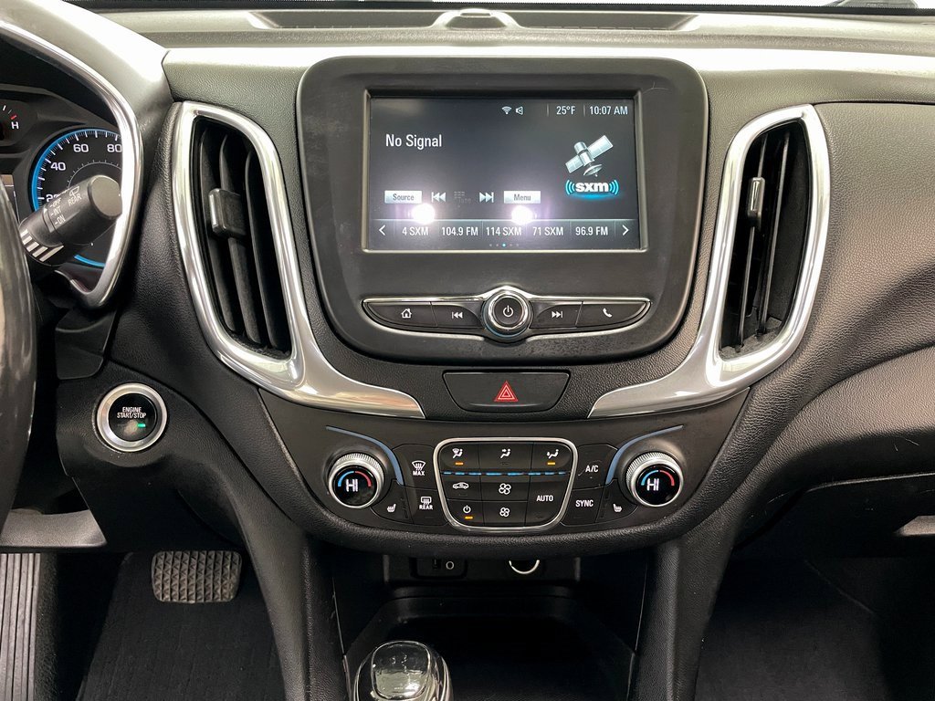 Used 2018 Chevrolet Equinox LT image 28