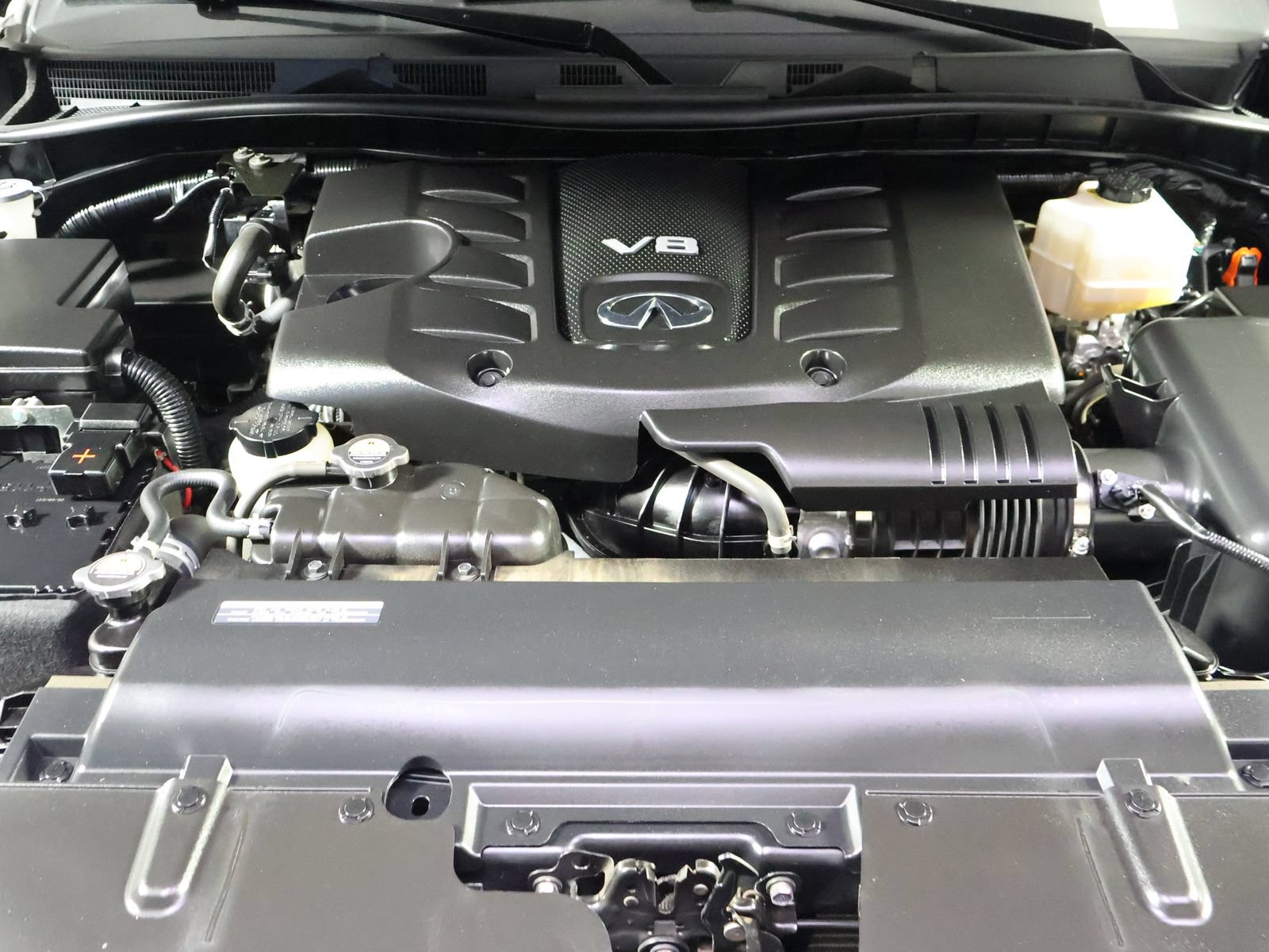 Used 2024 INFINITI QX80 Luxe AWD/4WD image 23