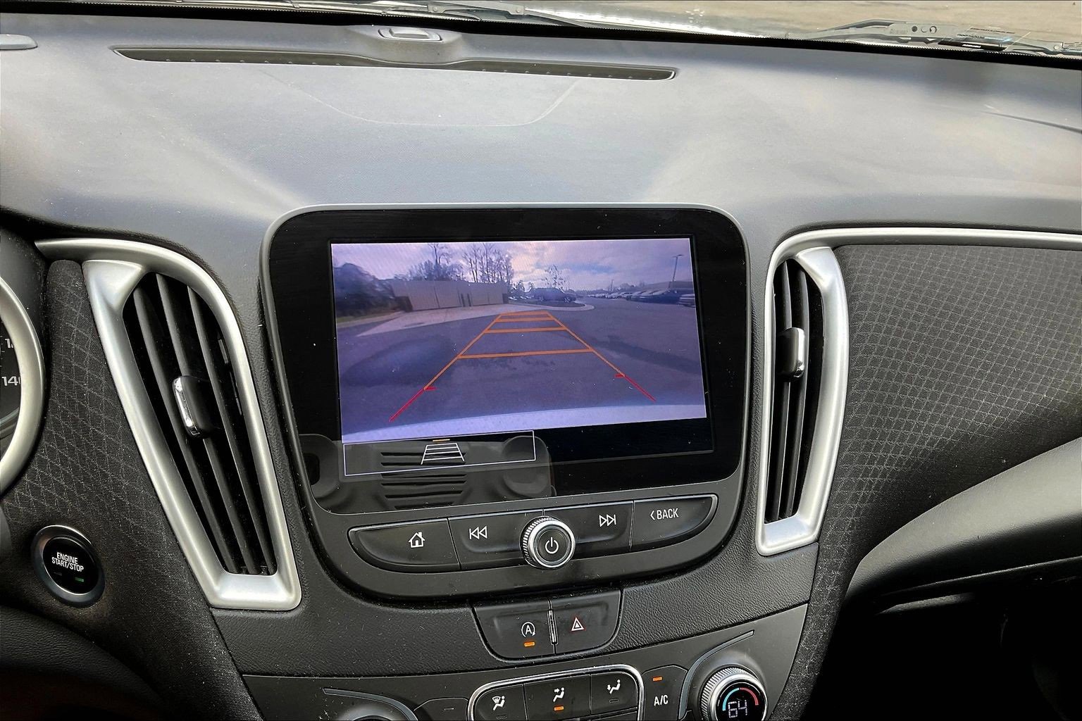 Used 2023 Chevrolet Malibu LT image 14