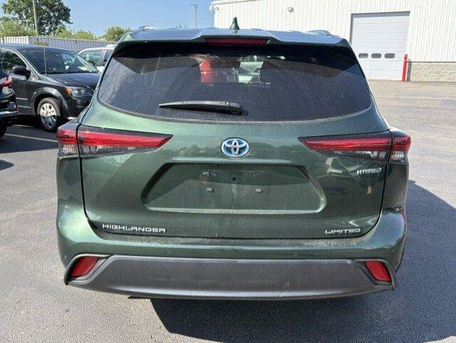 Used 2023 Toyota Highlander Limited AWD/4WD image 12