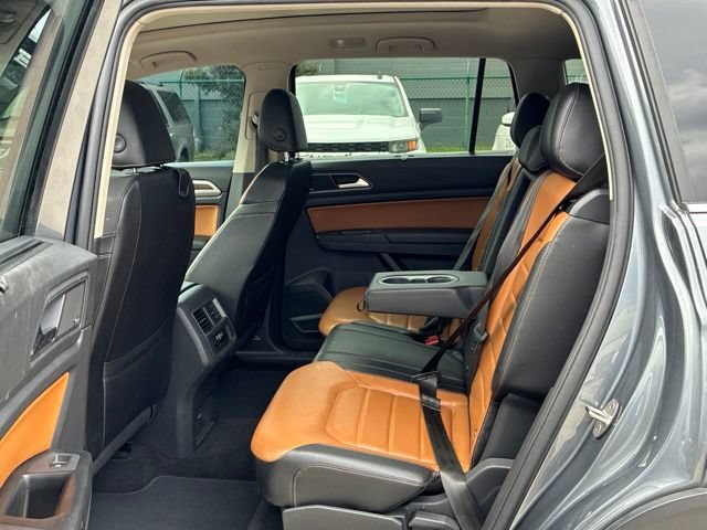 Used 2018 Volkswagen Atlas SEL Premium AWD/4WD image 35
