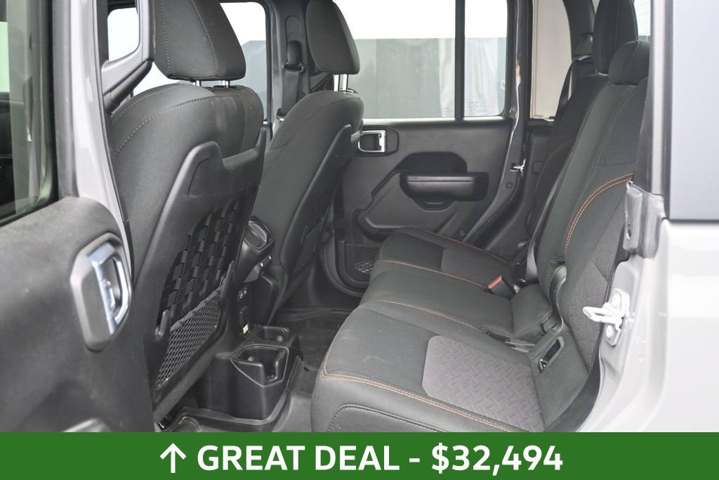 Used 2021 Jeep Gladiator Mojave w/ Cold Weather Group AWD/4WD image 19