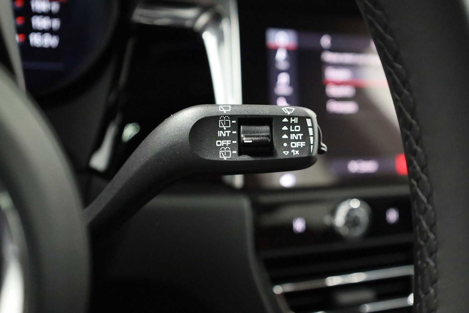 New 2026 Porsche Macan image 30