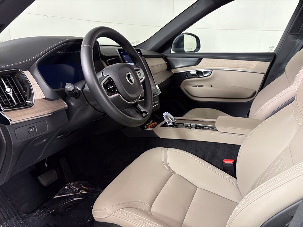 Used 2026 Volvo XC90 B6 Plus AWD/4WD image 23