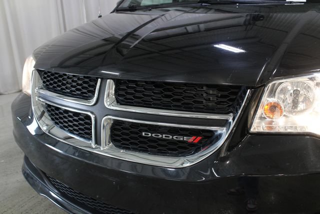 Used 2019 Dodge Grand Caravan SXT FWD image 30