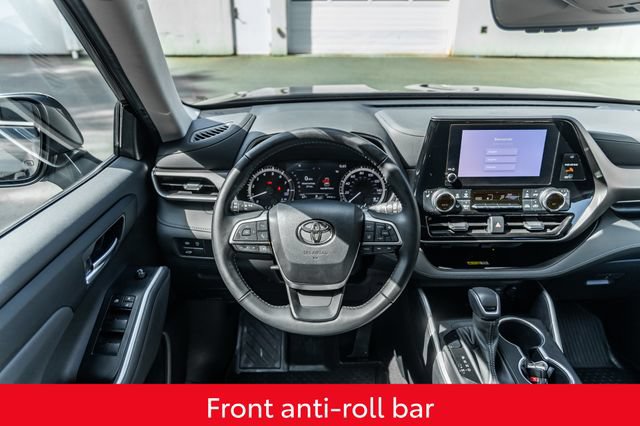 Used 2023 Toyota Highlander XLE AWD/4WD image 31