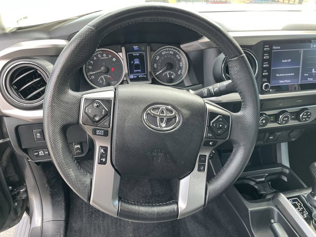 Certified 2022 Toyota Tacoma SR5 w/ SR5 Appearance Package (SM) AWD/4WD image 16