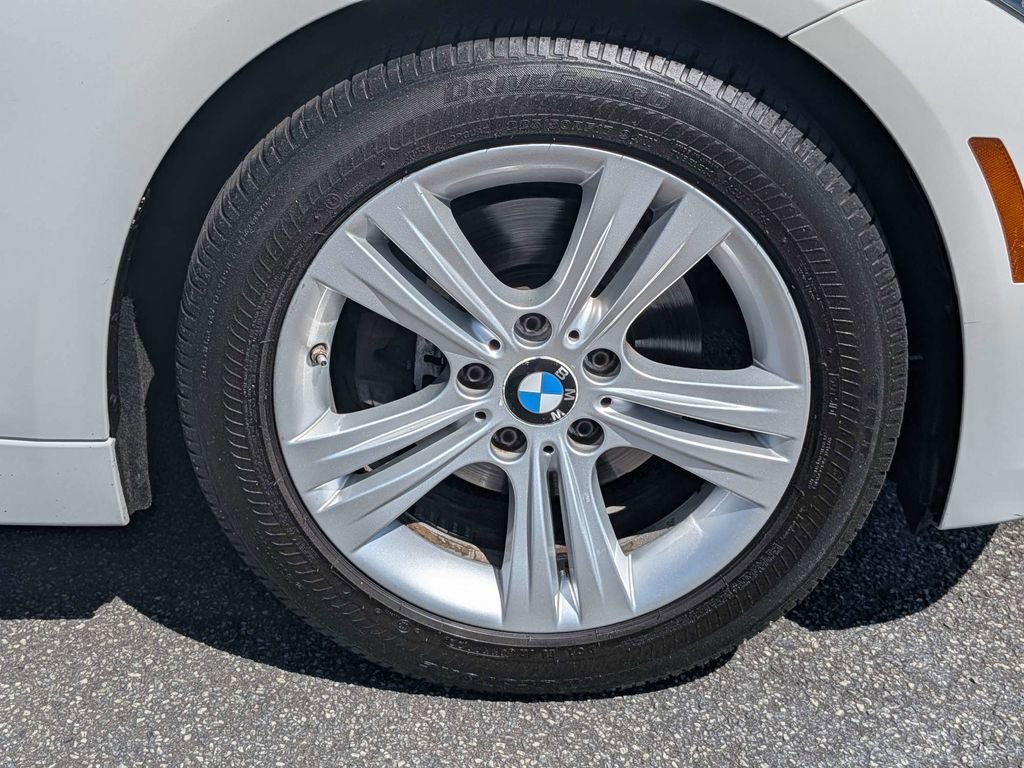Used 2016 BMW 328i Sedan RWD image 11