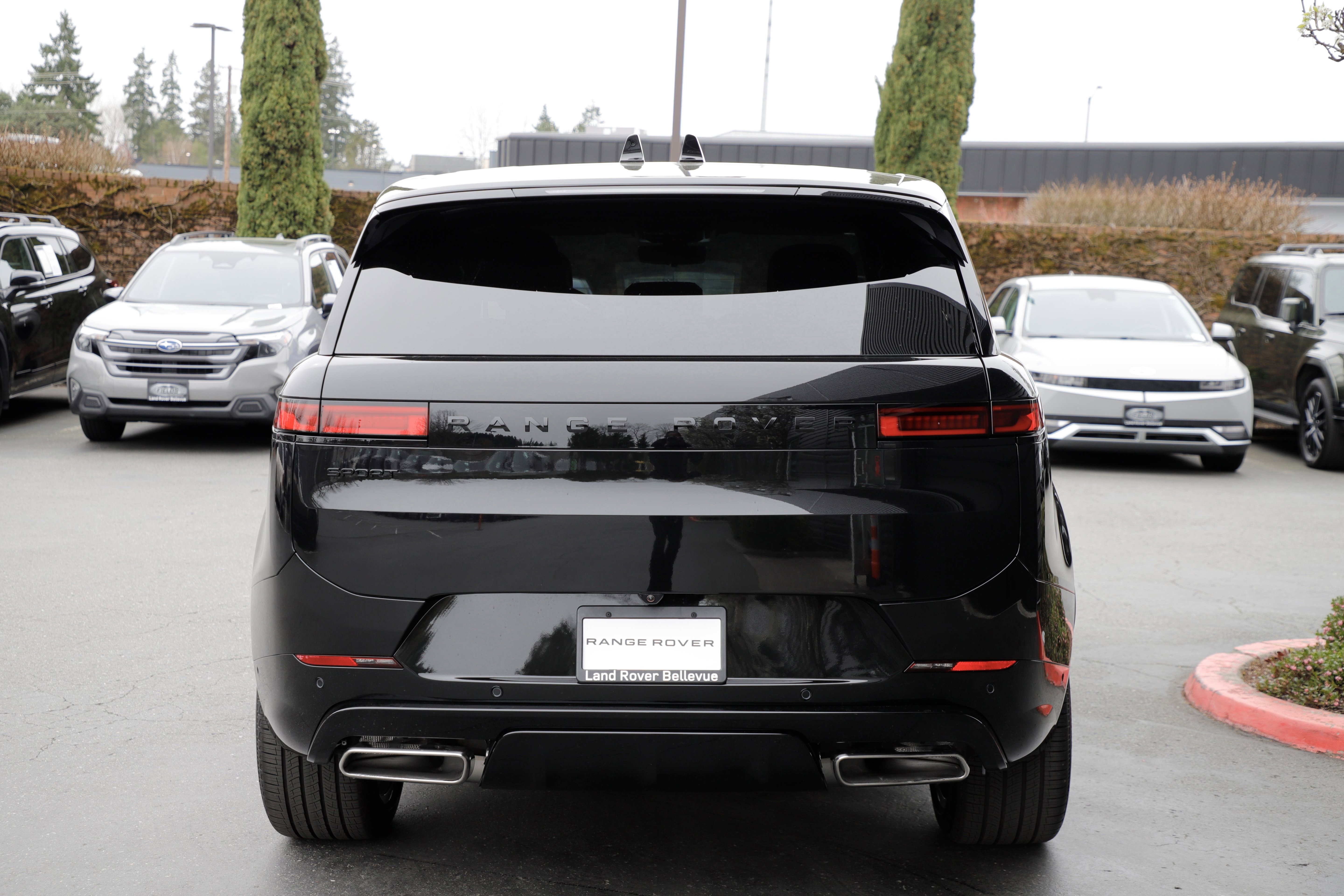 New 2026 Land Rover Range Rover Sport Dynamic SE AWD/4WD image 8