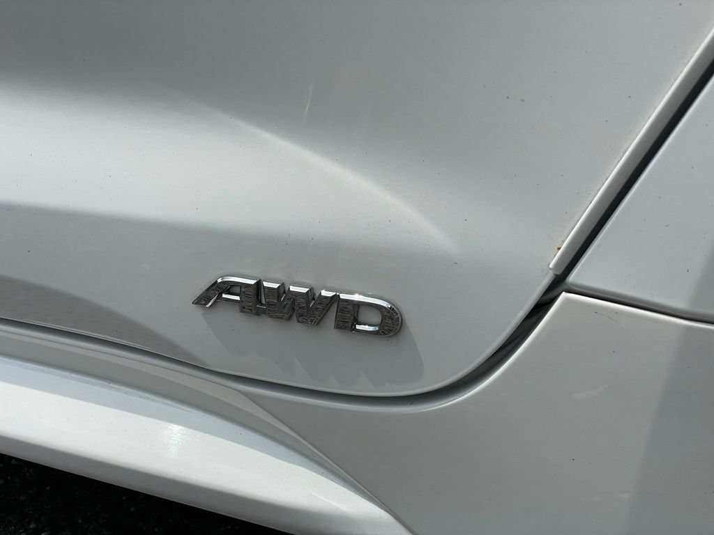 Used 2023 Toyota Corolla LE AWD/4WD image 21