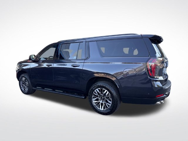 Certified 2025 Chevrolet Suburban Z71 AWD/4WD image 3