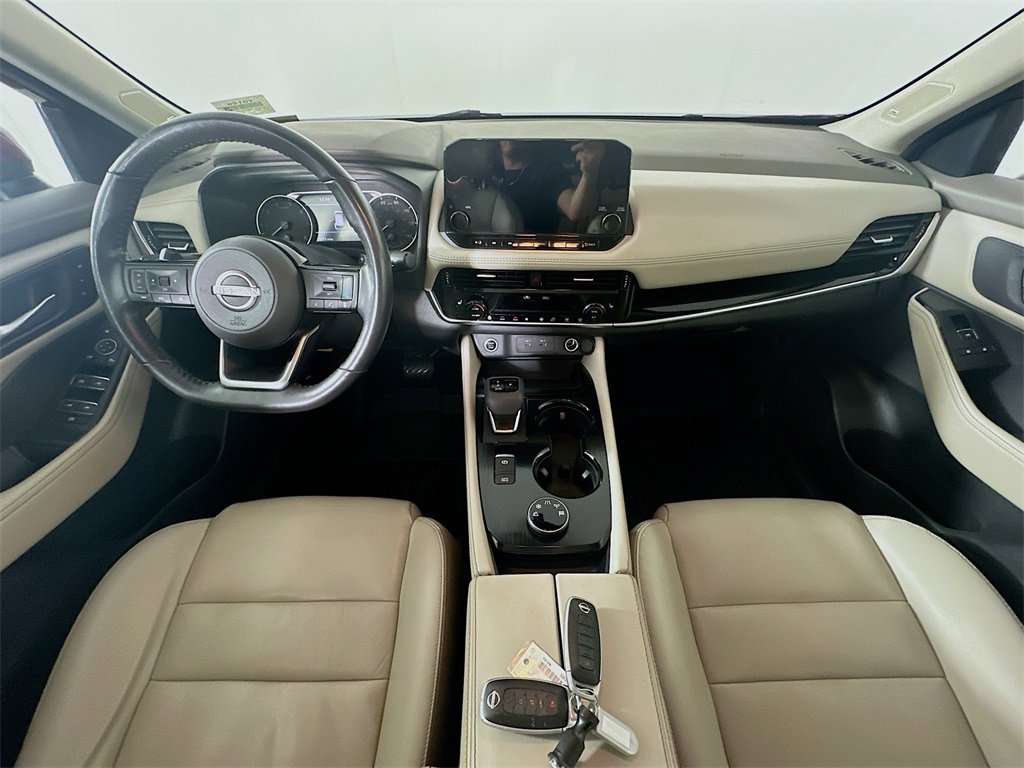 Used 2023 Nissan Rogue SL w/ SL Premium Package image 10