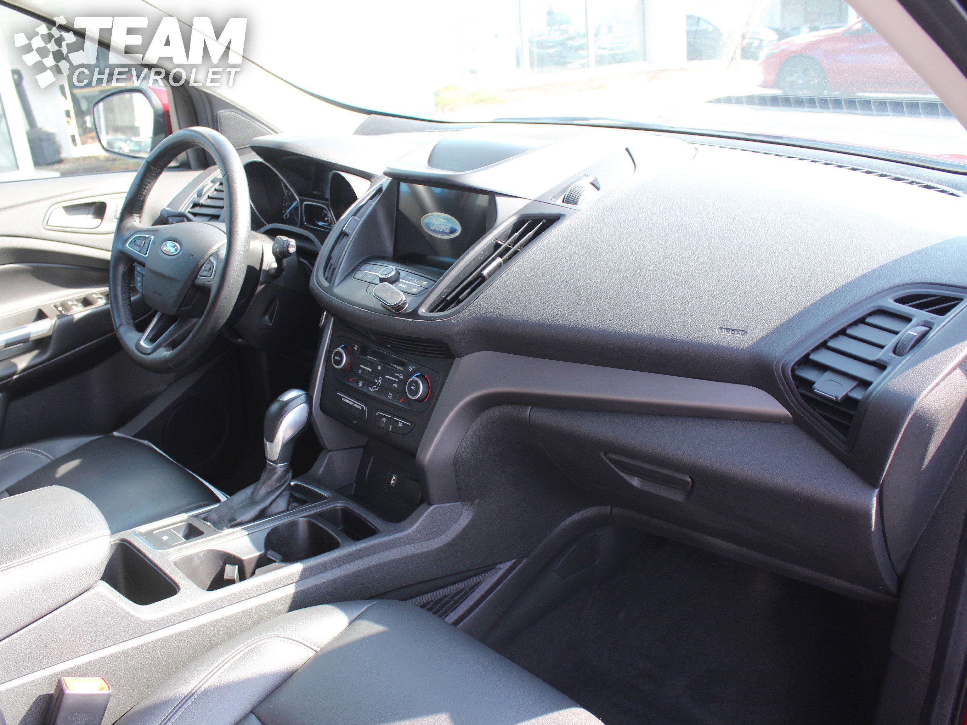 Used 2019 Ford Escape SEL image 27