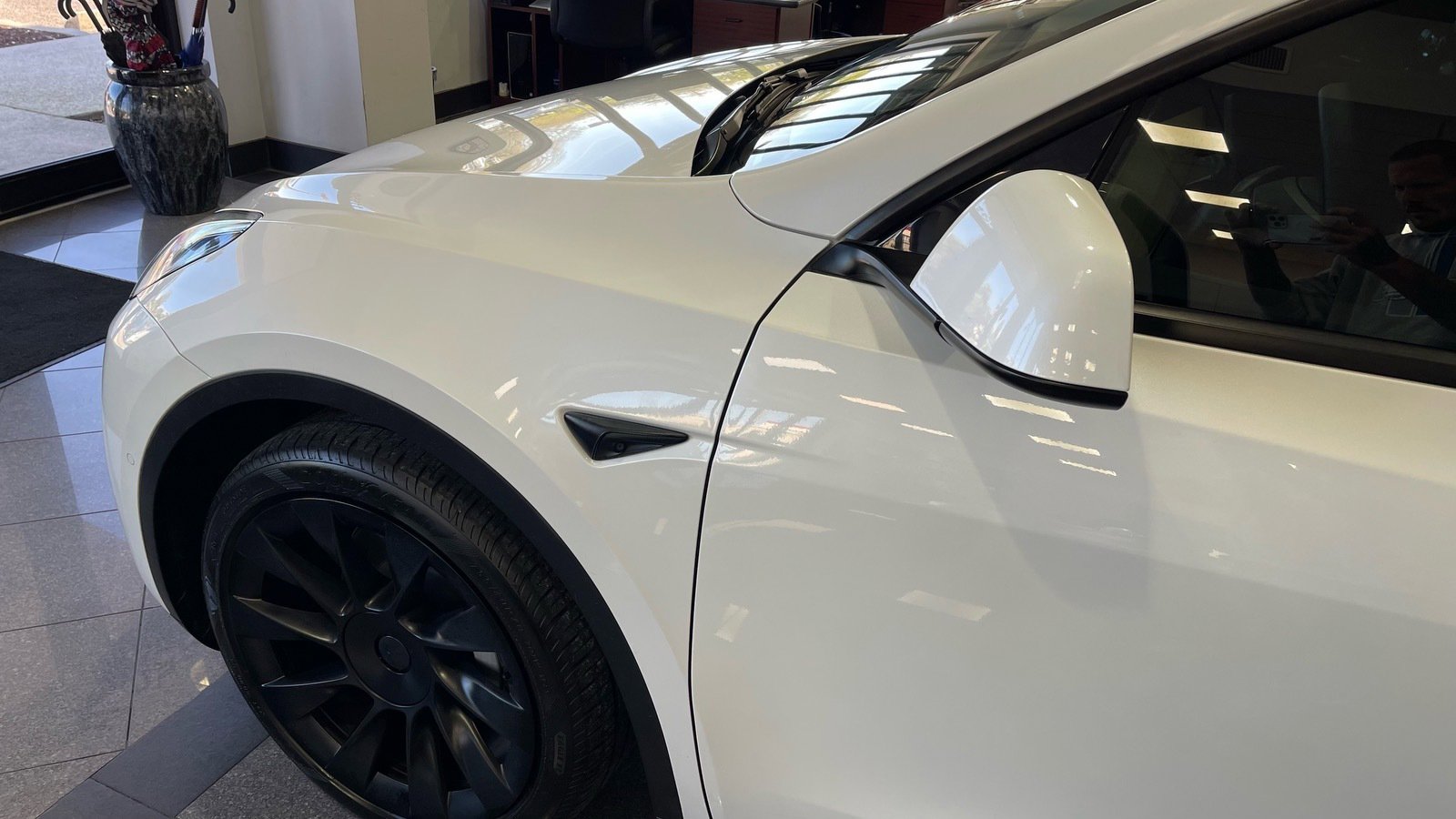 Used 2021 Tesla Model Y Long Range image 12
